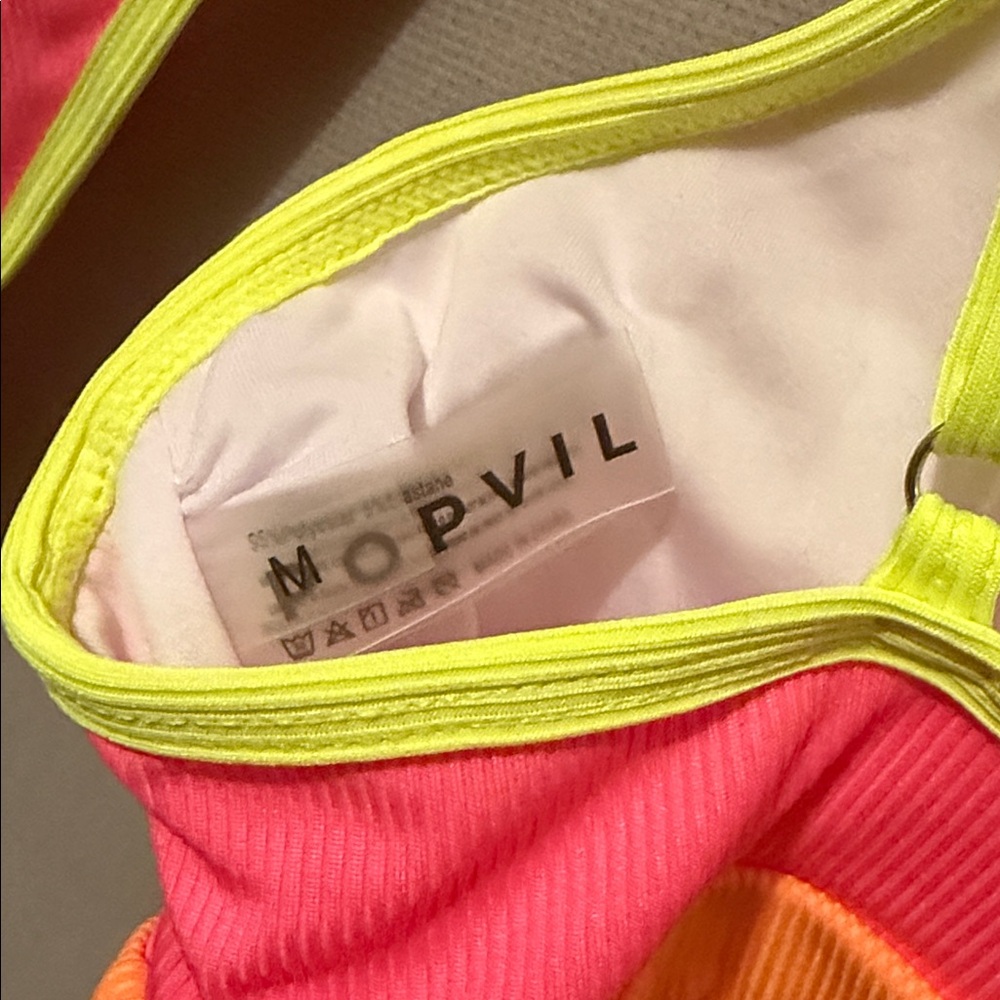 NWT colorblock Neon Pink and Yellow Bikini size Medium - Picture 5 of 7
